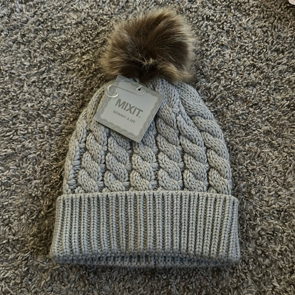 MIXIT Pom Pom gray hat NWT